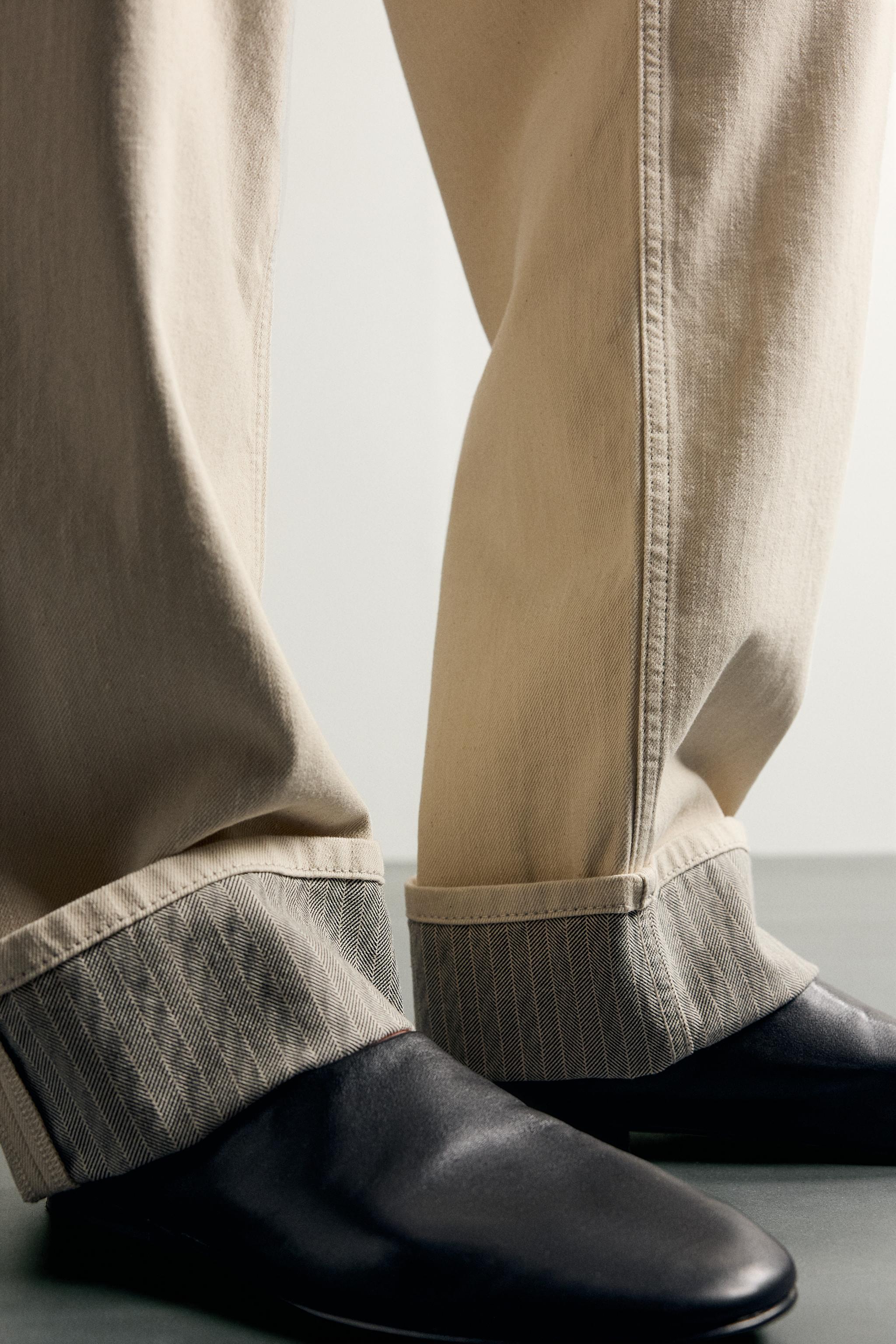 Contrast Cuff Straight Fit Jeans